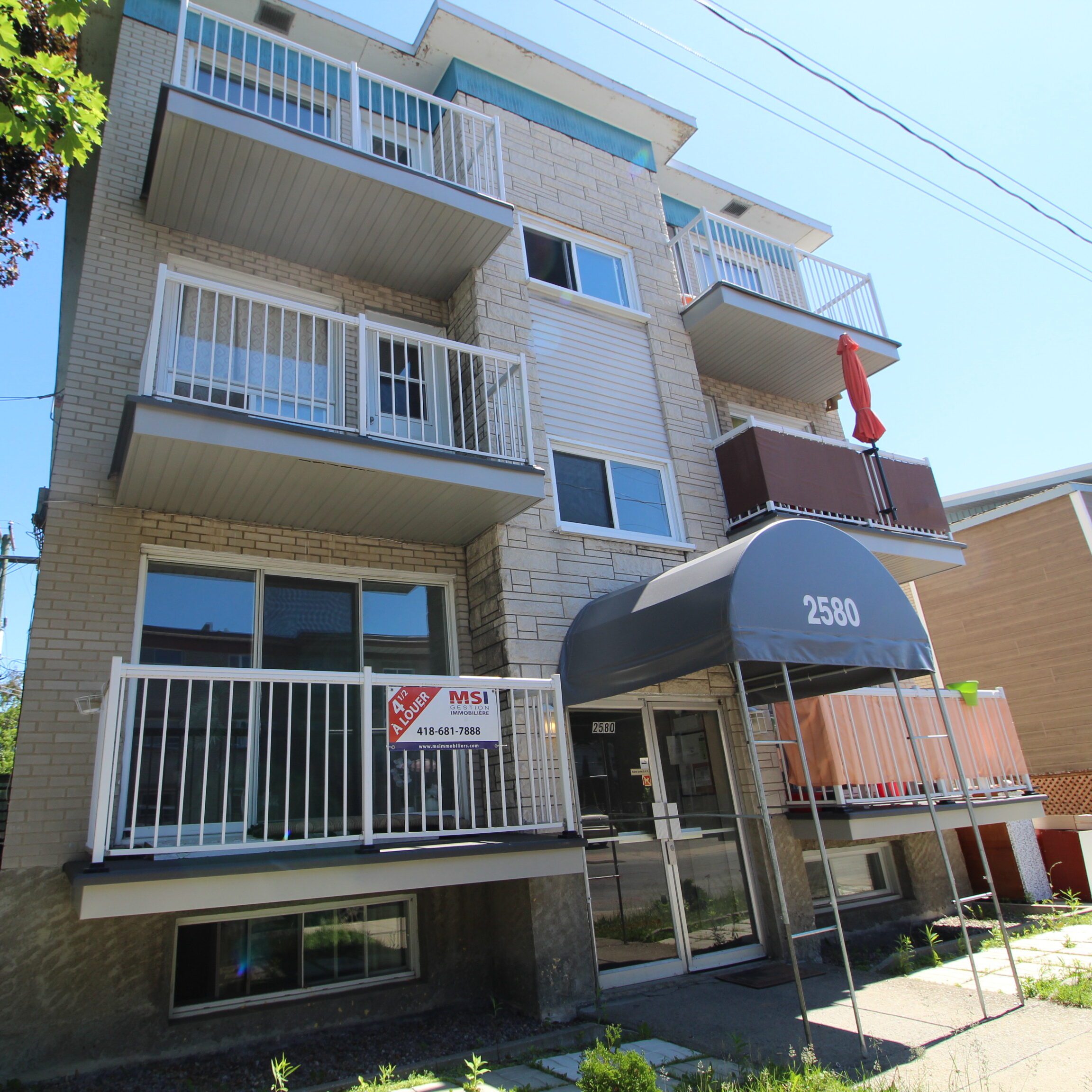2580 Avenue Champfleury #7