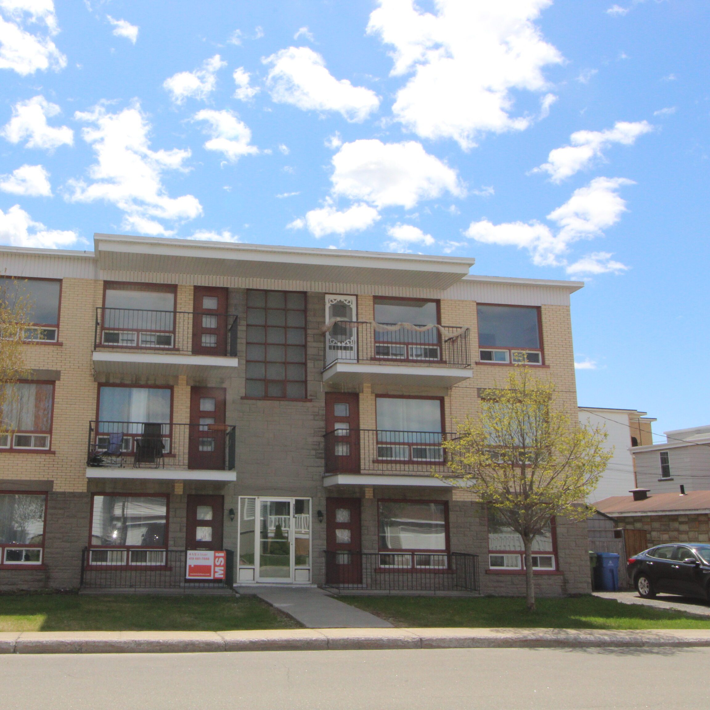3518 Rue Saint-Victorien #5