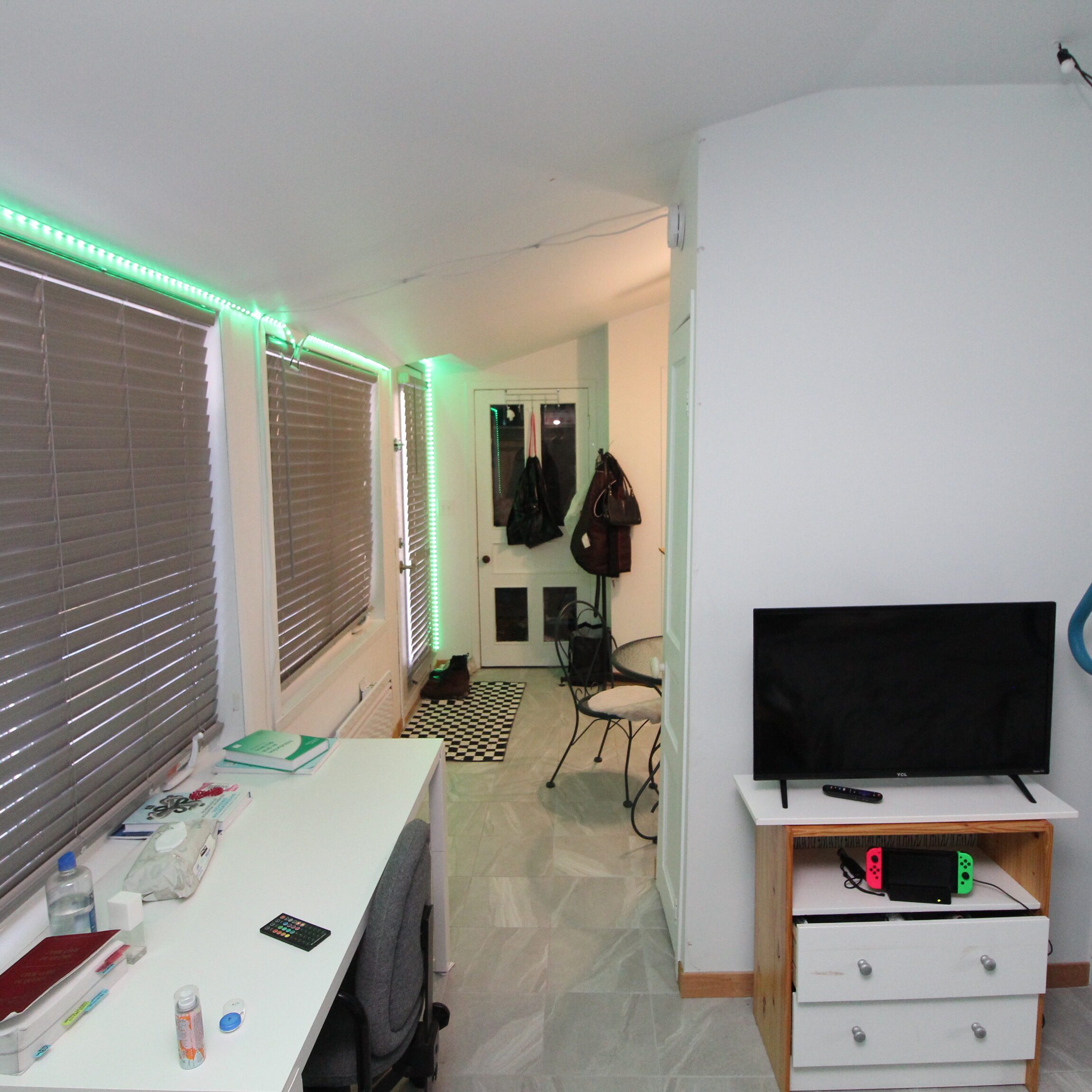 824 Rue Isidore-Garon #3