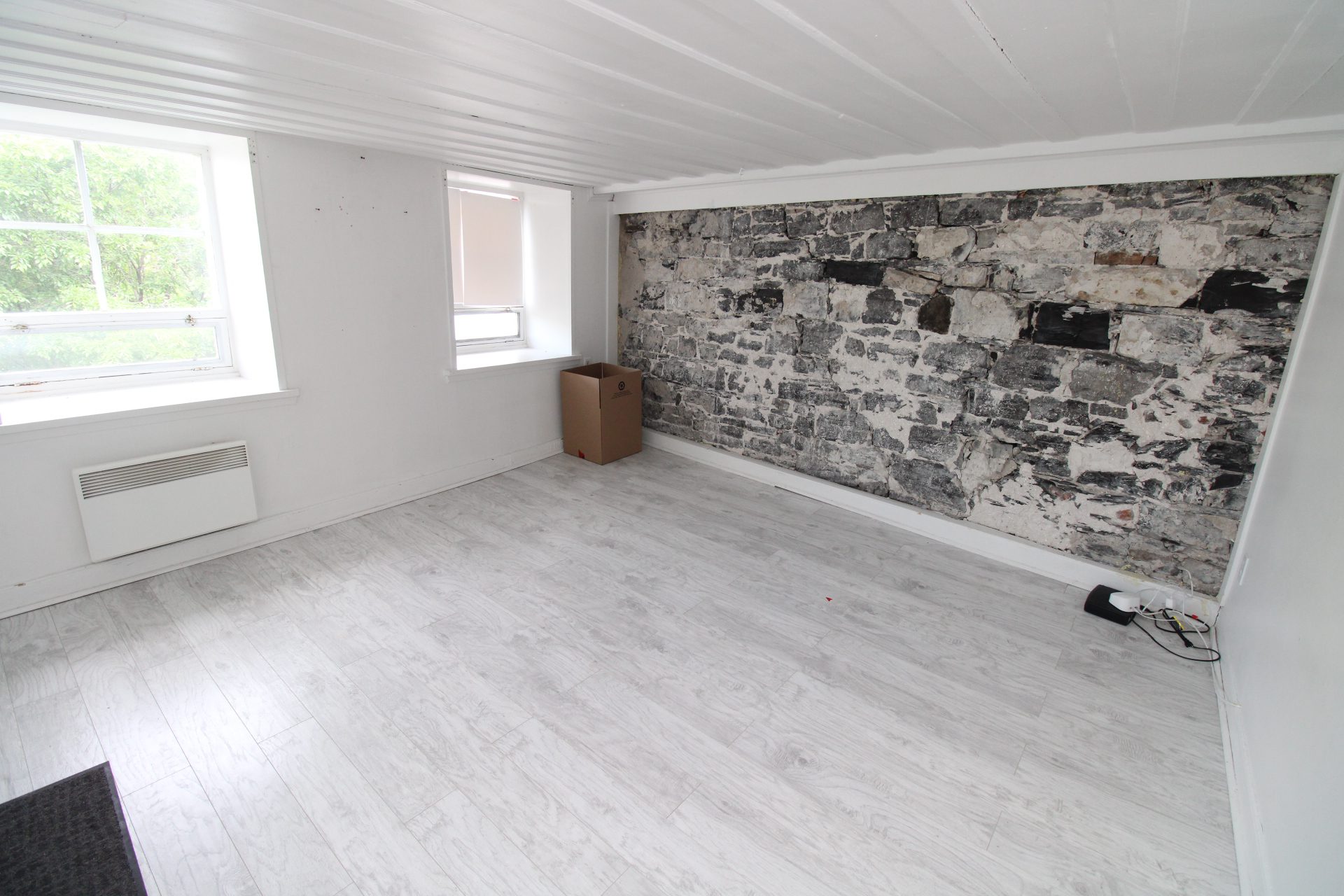 105 Rue Sainte-Anne, Québec, QC, Canada — photo 1