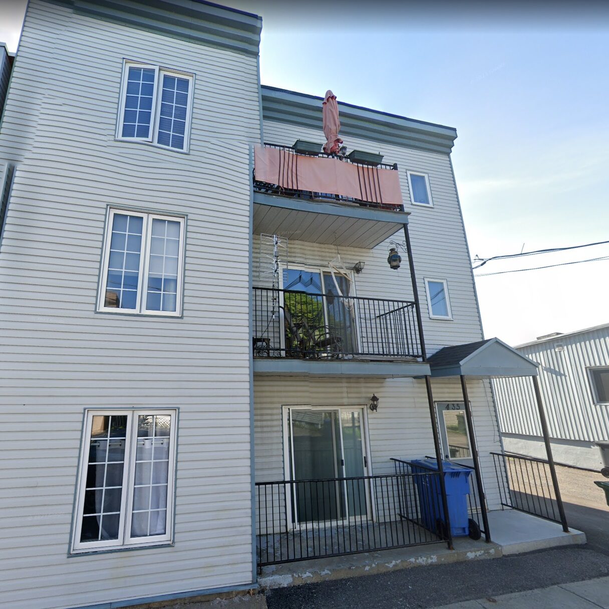 435 Rue Daniel #2 435 Rue Daniel #2