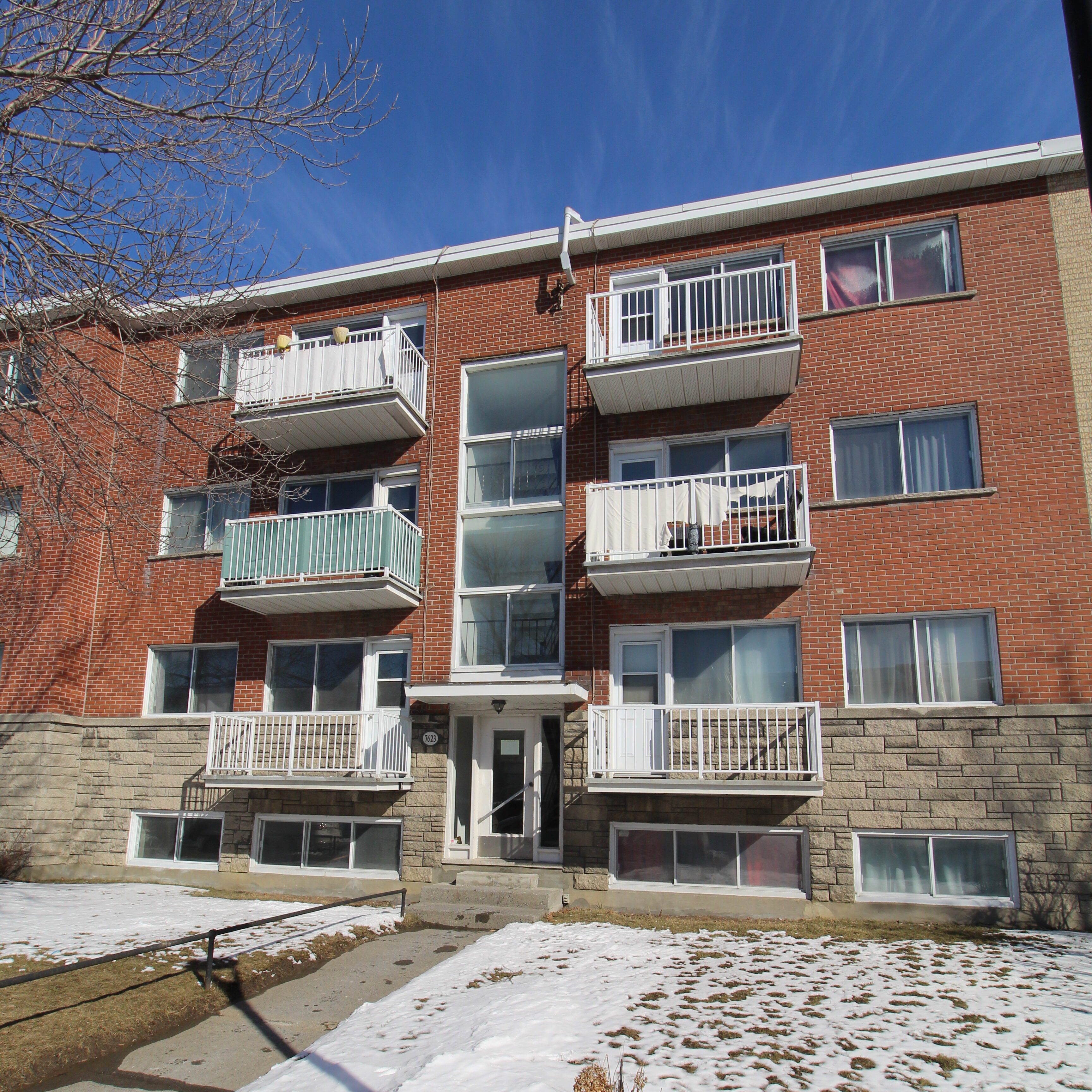 7623 10e Avenue #2