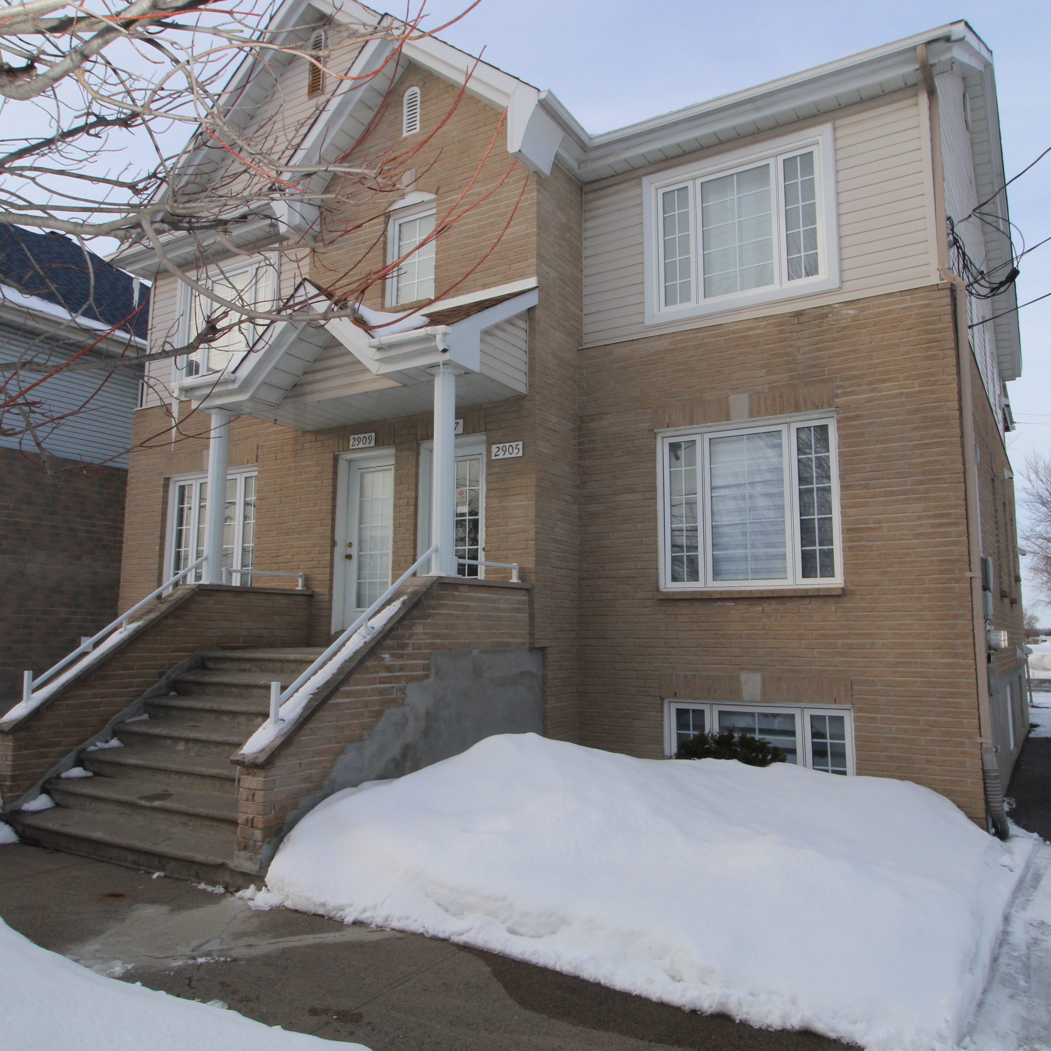 2909 Ch. Saint-Charles