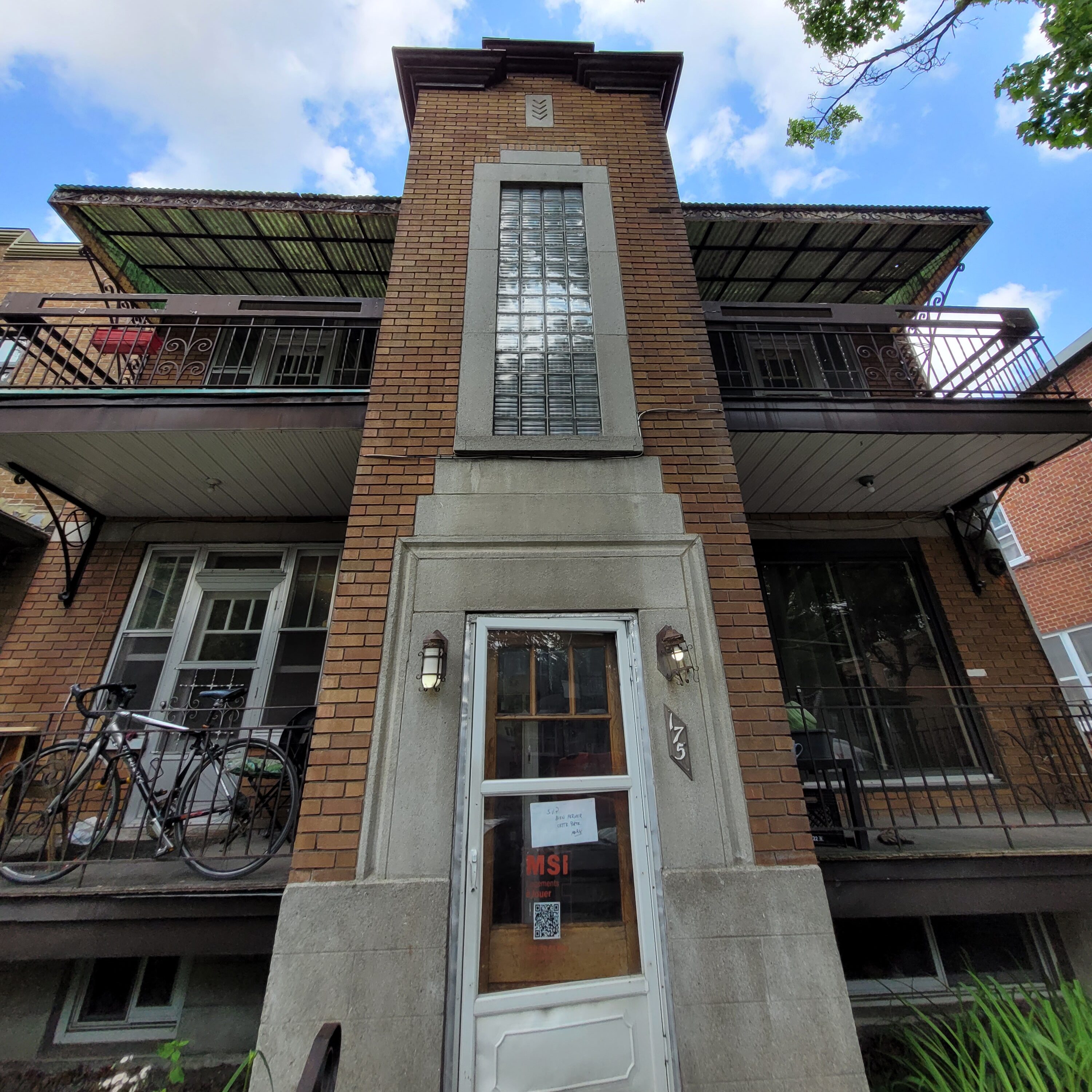 175 Rue Berthiaume #1B