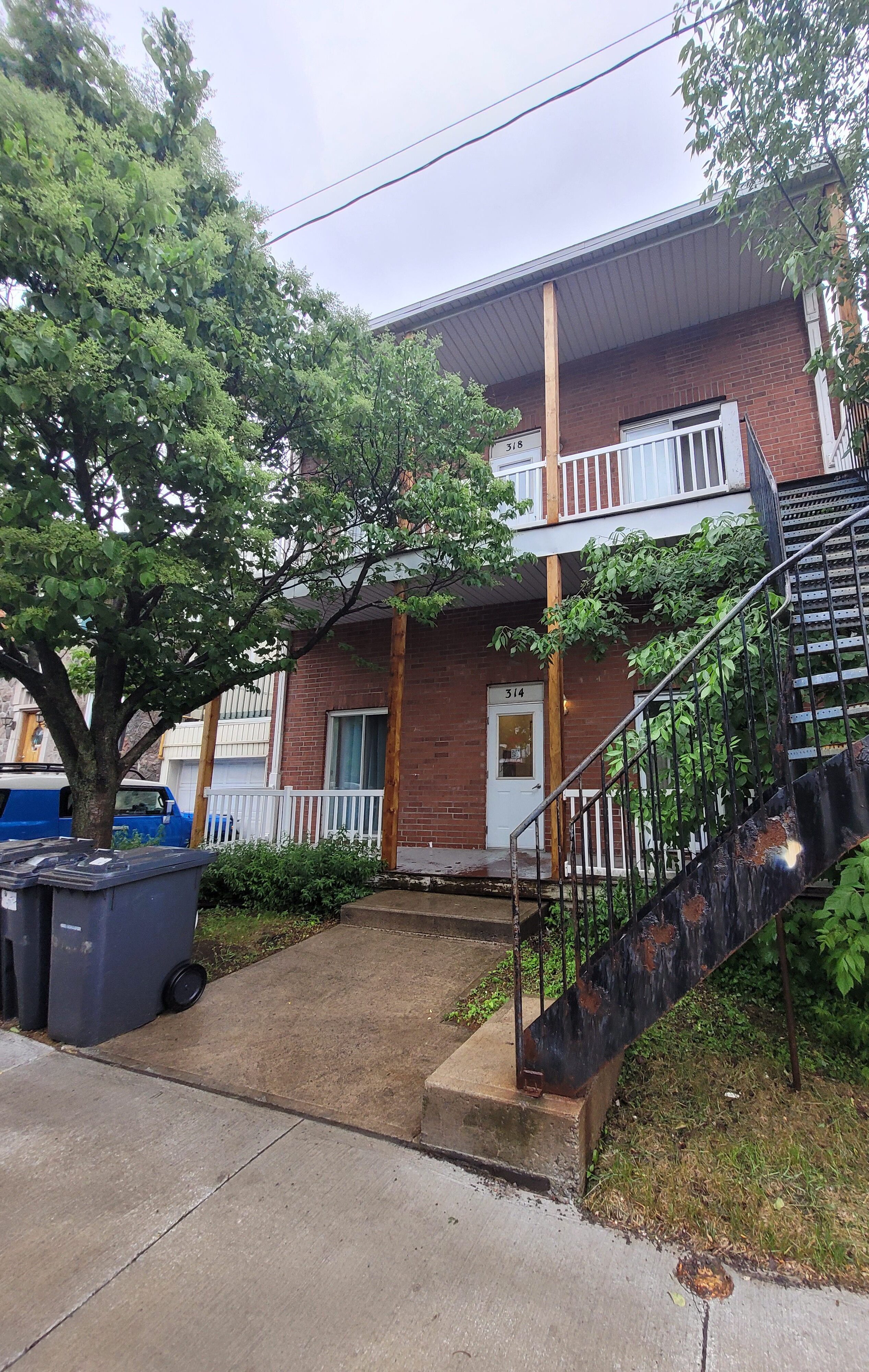 314 1re Rue #2 314 1re Rue #2