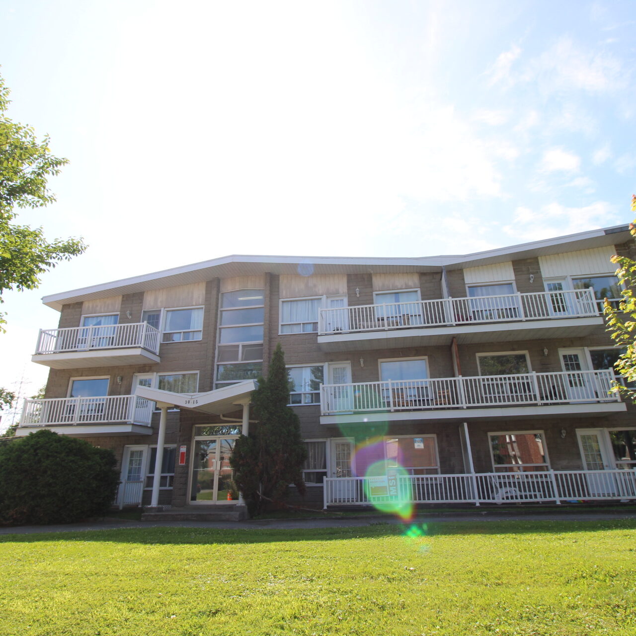3015 Boulevard Neilson #7