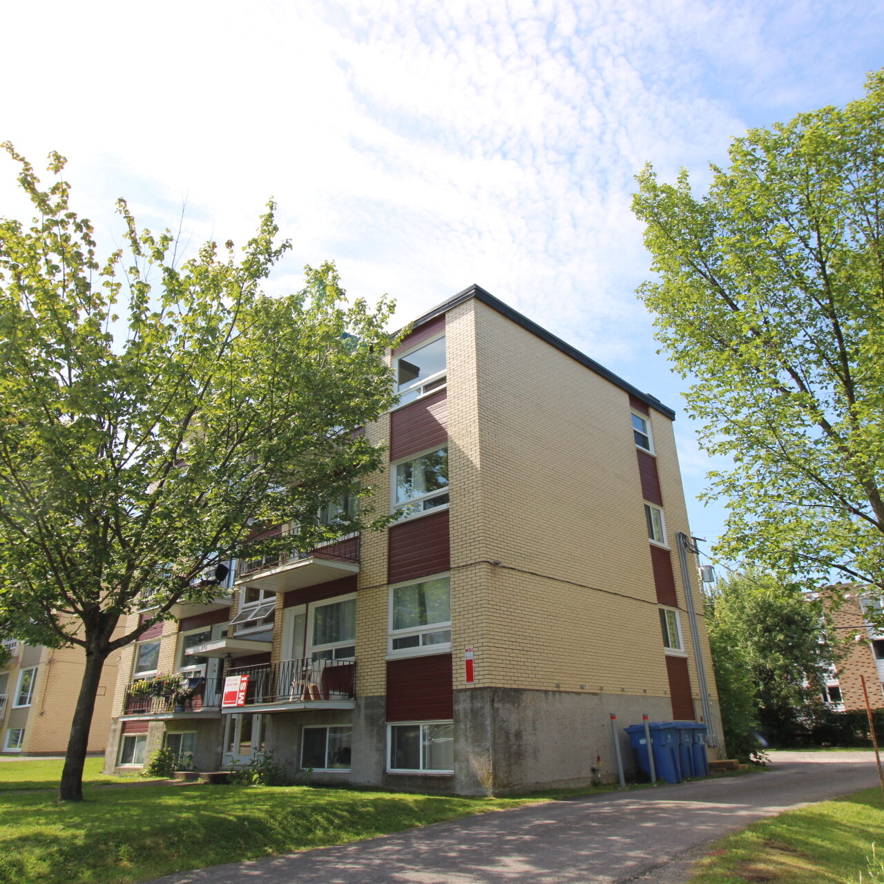 870 Rue Isidore-Garon #7