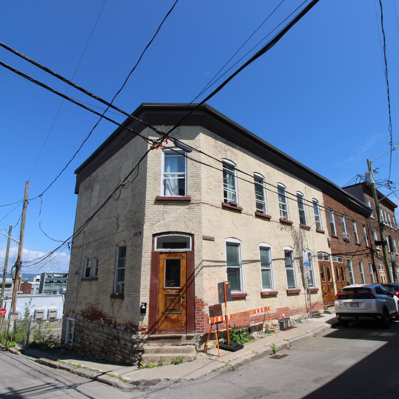 667 Rue Sainte-Marie 667 Rue Sainte-Marie