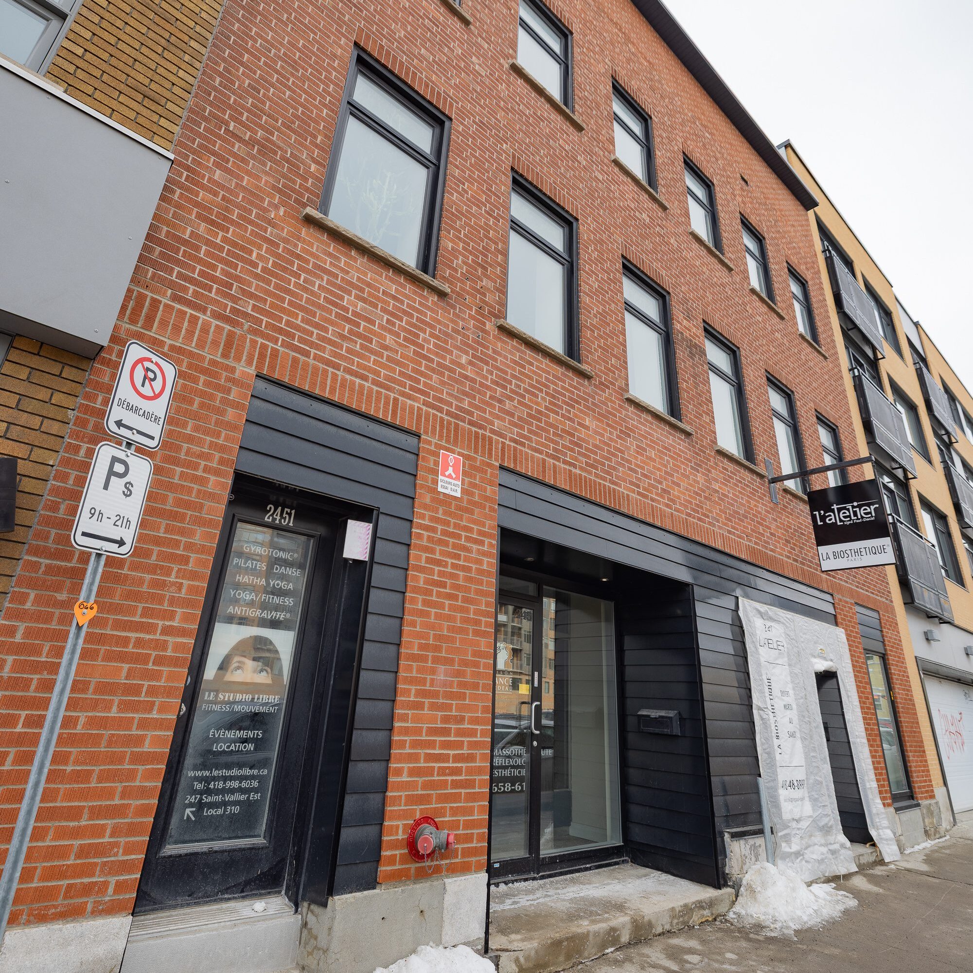 245 Rue Saint-Vallier Est 245 Rue Saint-Vallier Est