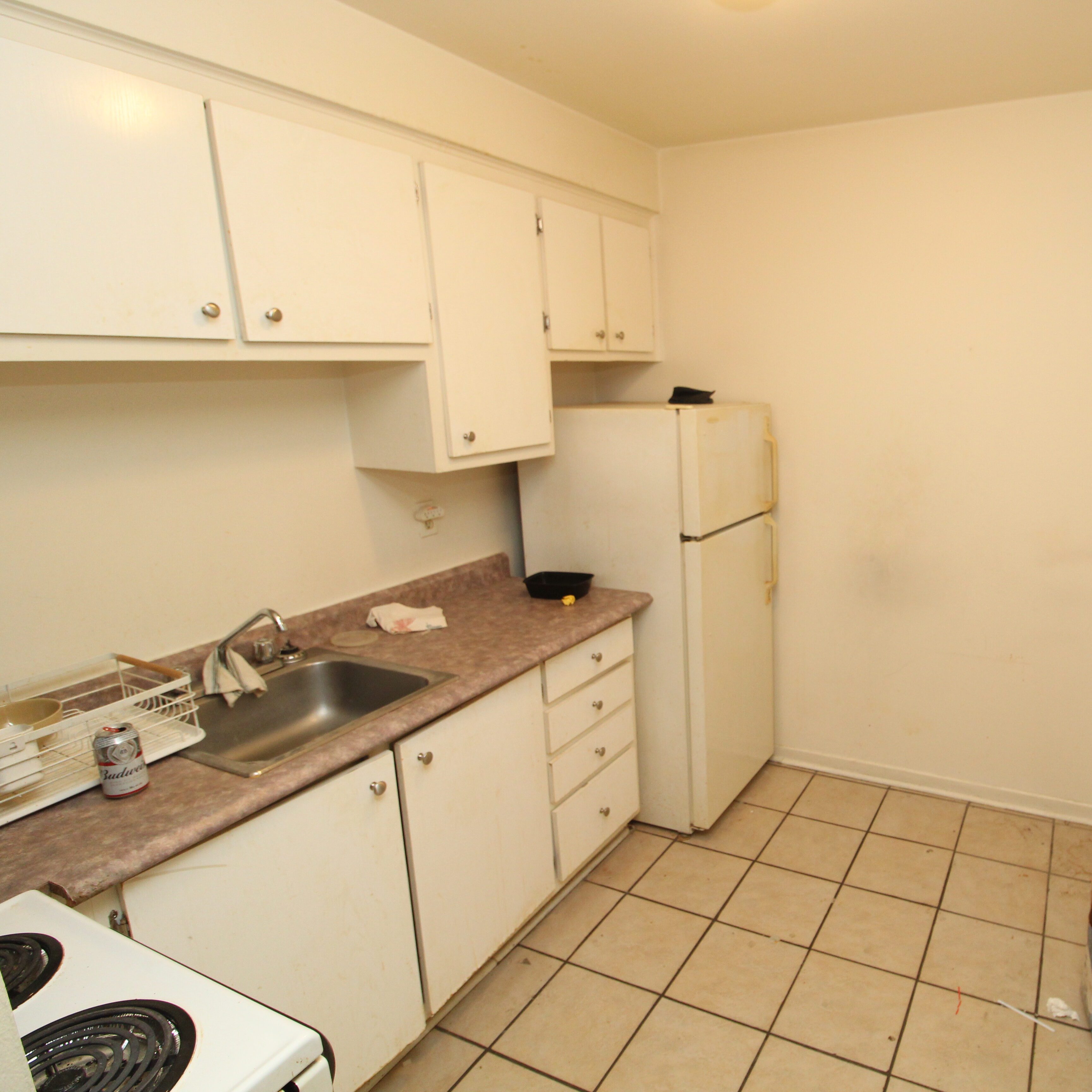 4444 Boulevard LaSalle #204