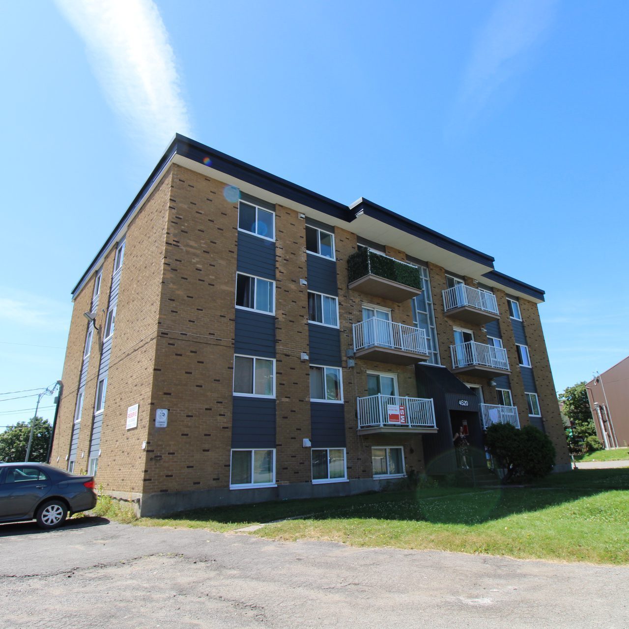 4520 Monelier #2