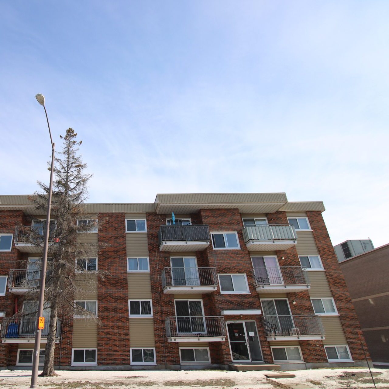 9864 Boulevard de l'Ormière #2 9864 Boulevard de l'Ormière #2