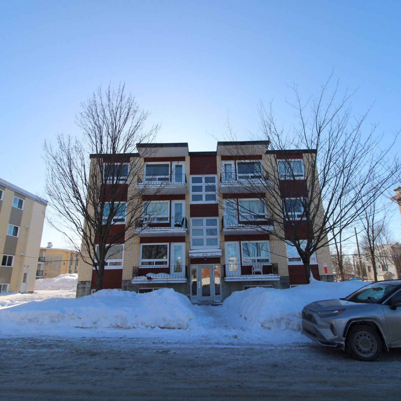 870 Rue Isidore-Garon #7