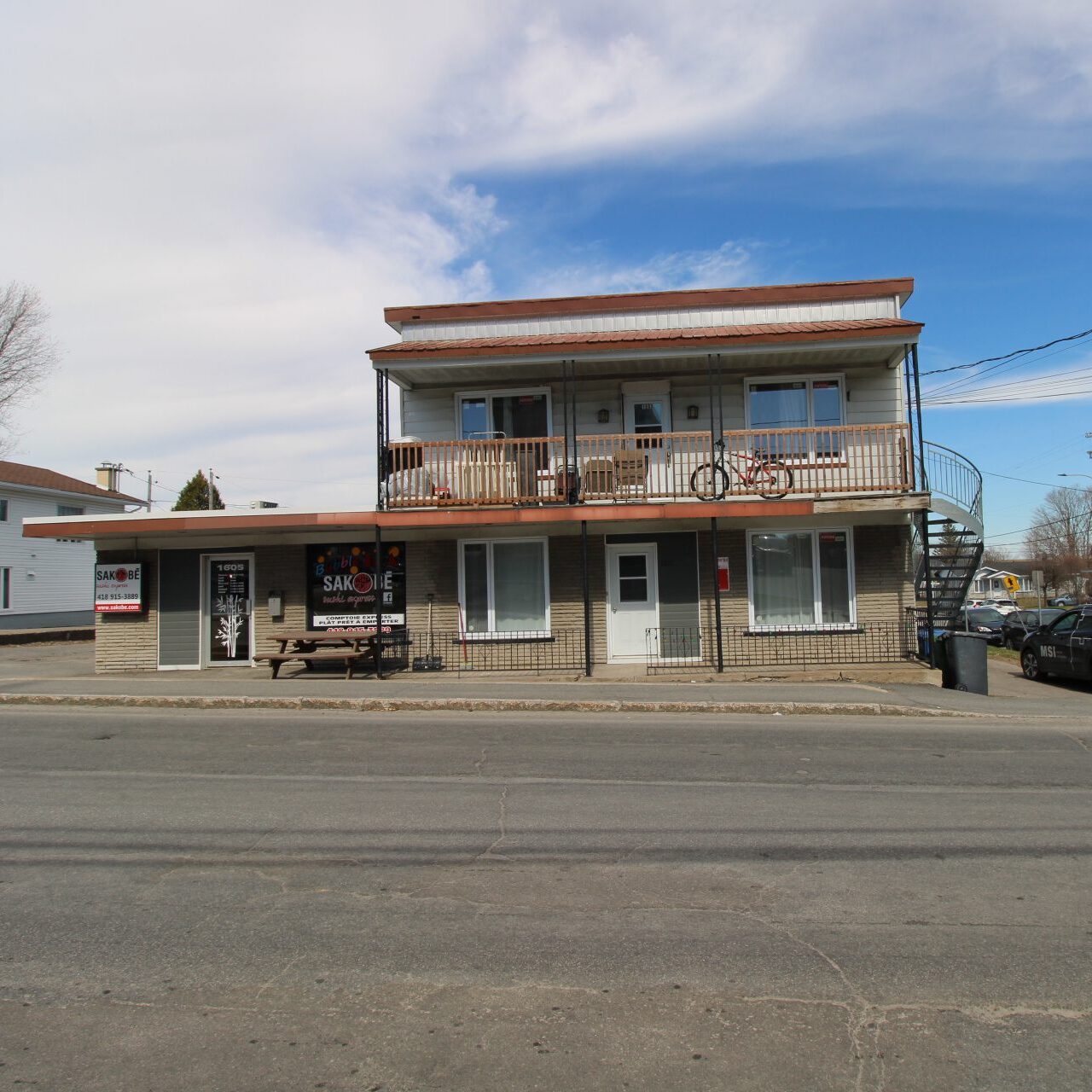 1603 Avenue Lapierre