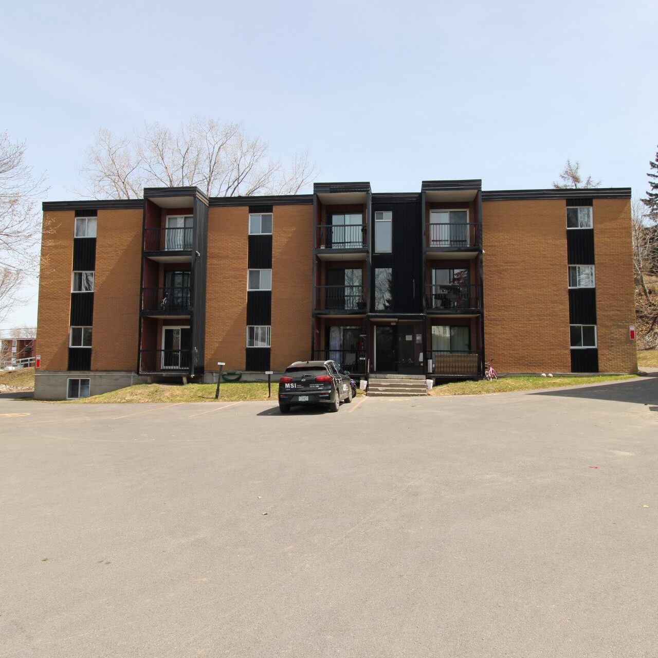 6510 Rue Saint-Georges #4