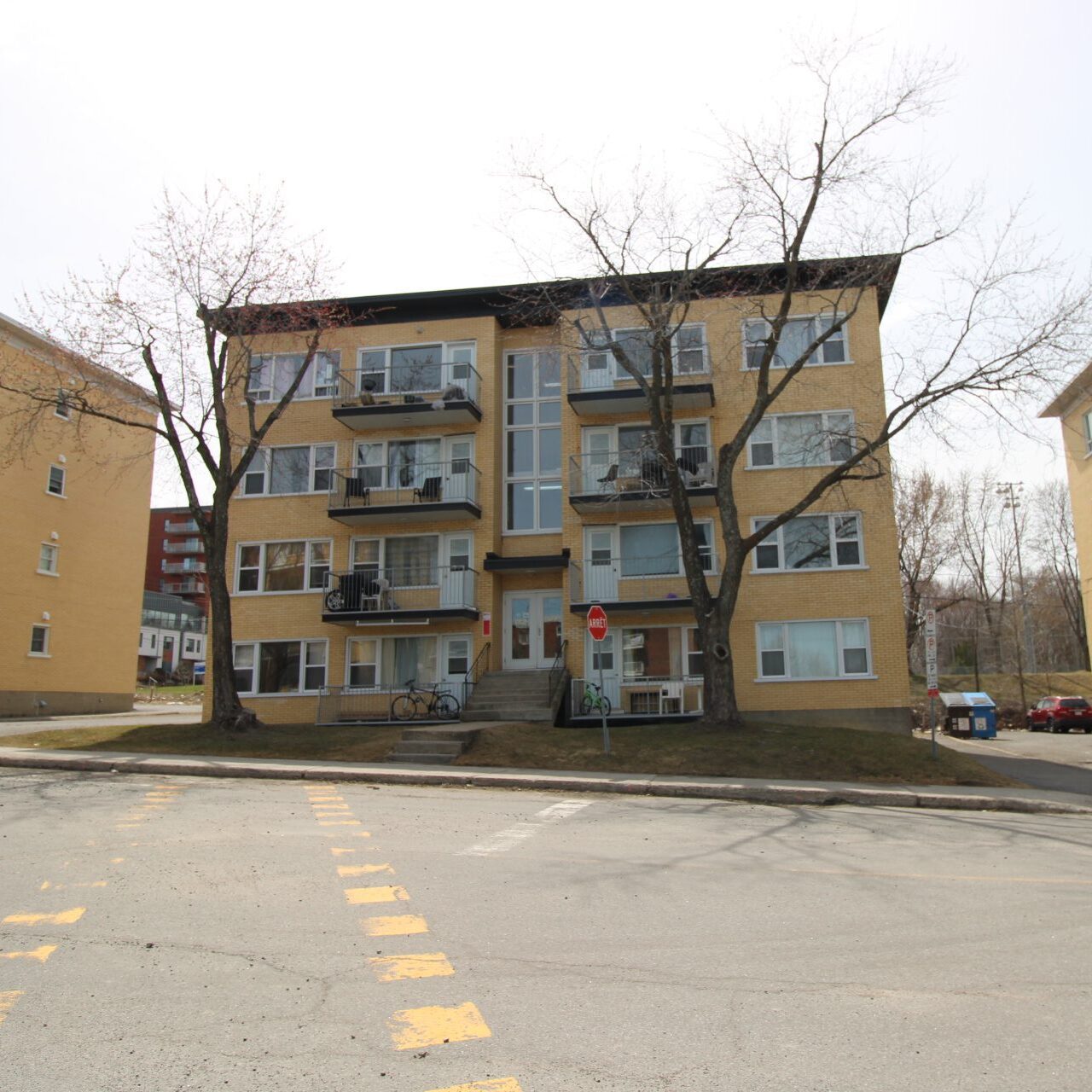 734 Avenue Myrand #5