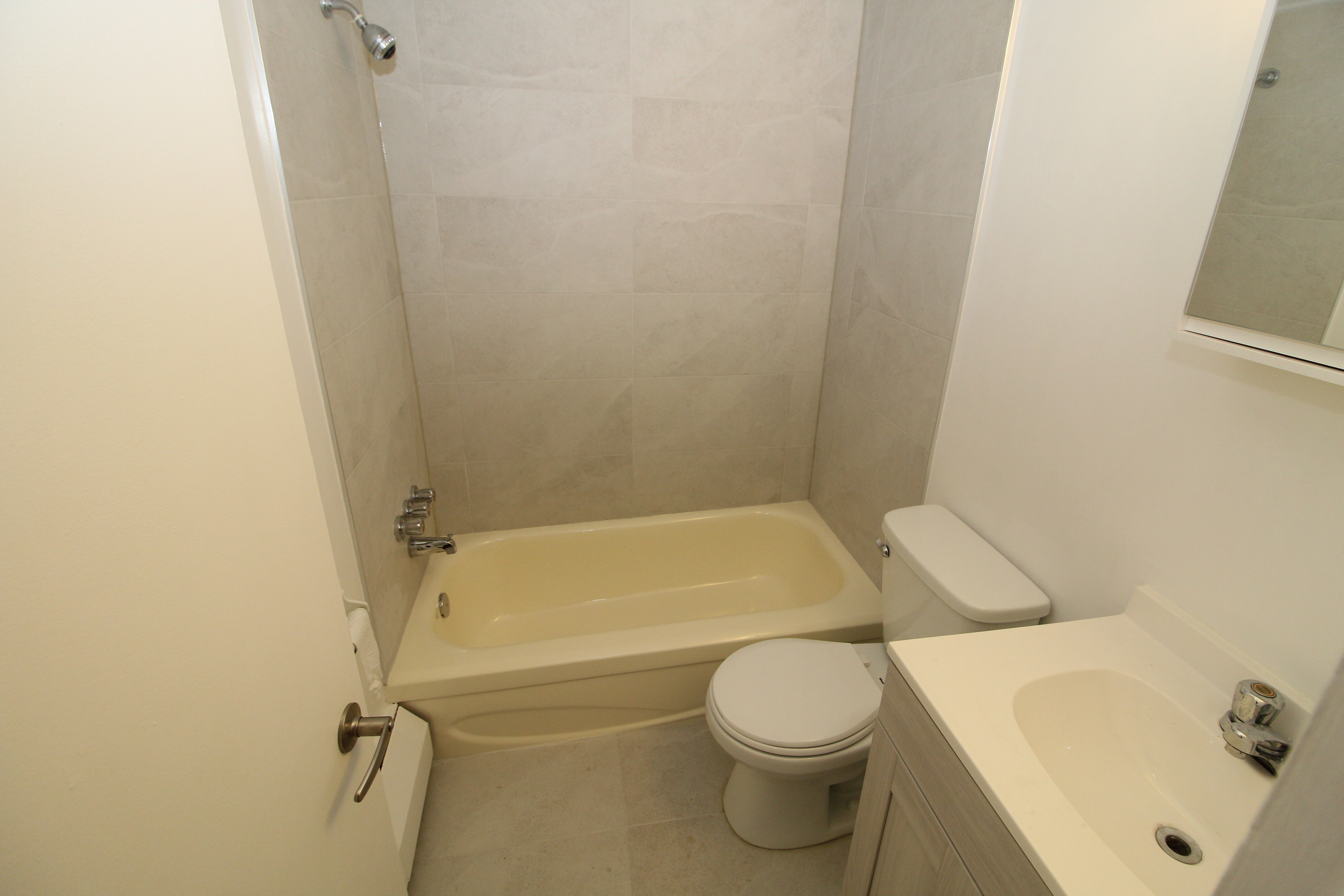 4444 Boulevard LaSalle, Montréal, QC, Canada — photo 1