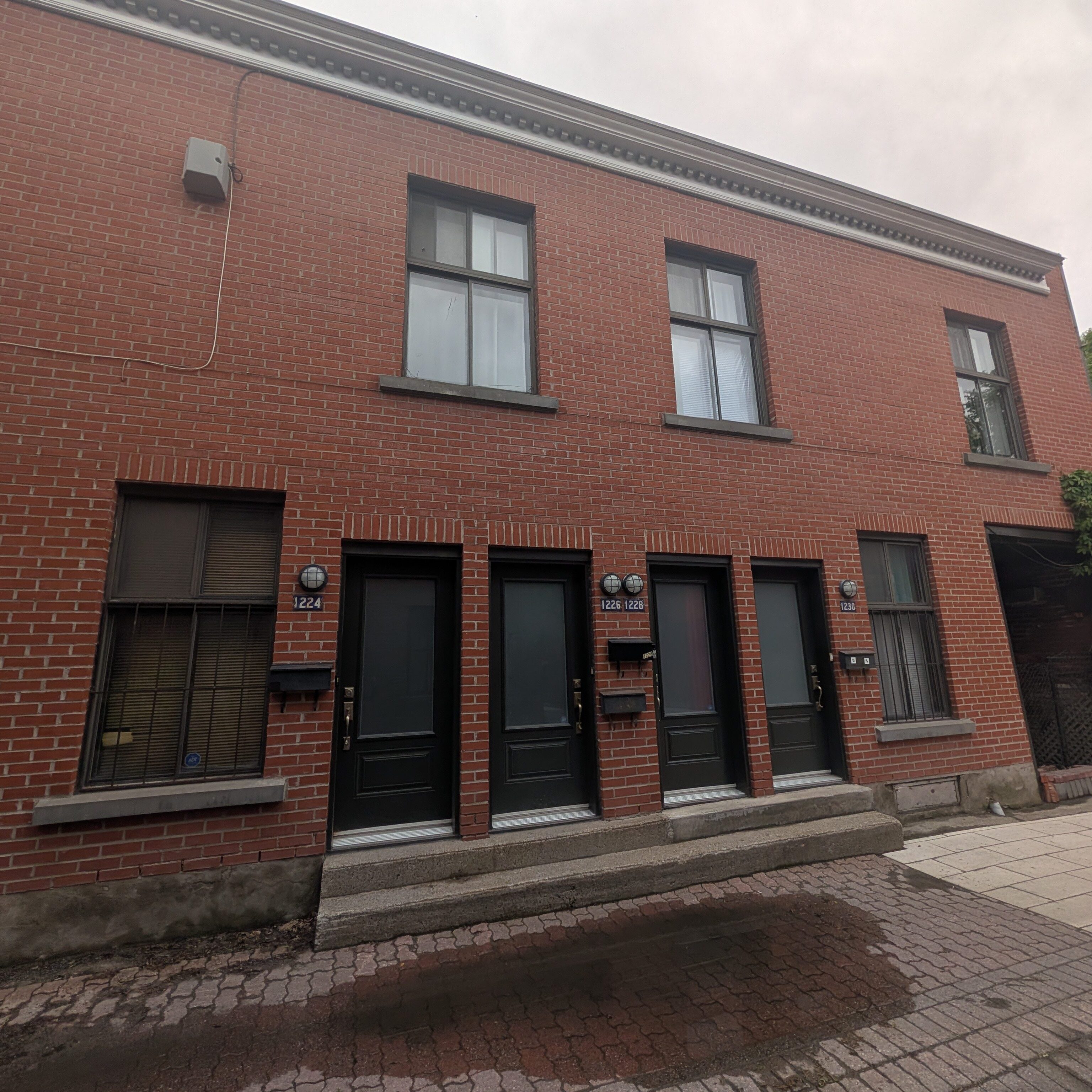 1226 Rue Dalcourt