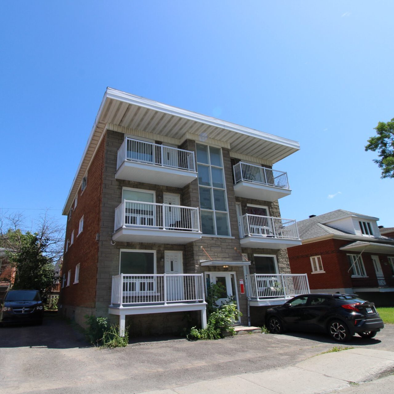 2226 Avenue de Vitré #4