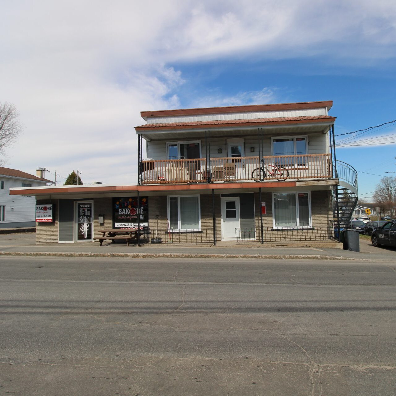 1603 Avenue Lapierre