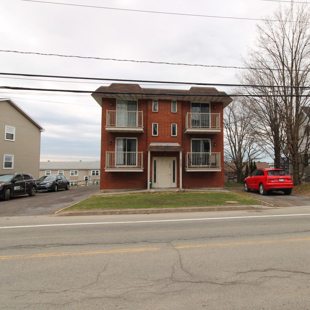 1527 Rue Saint Paul #6