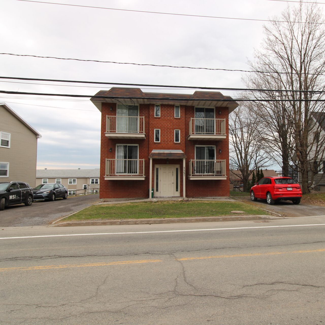 1527 Rue Saint Paul #2