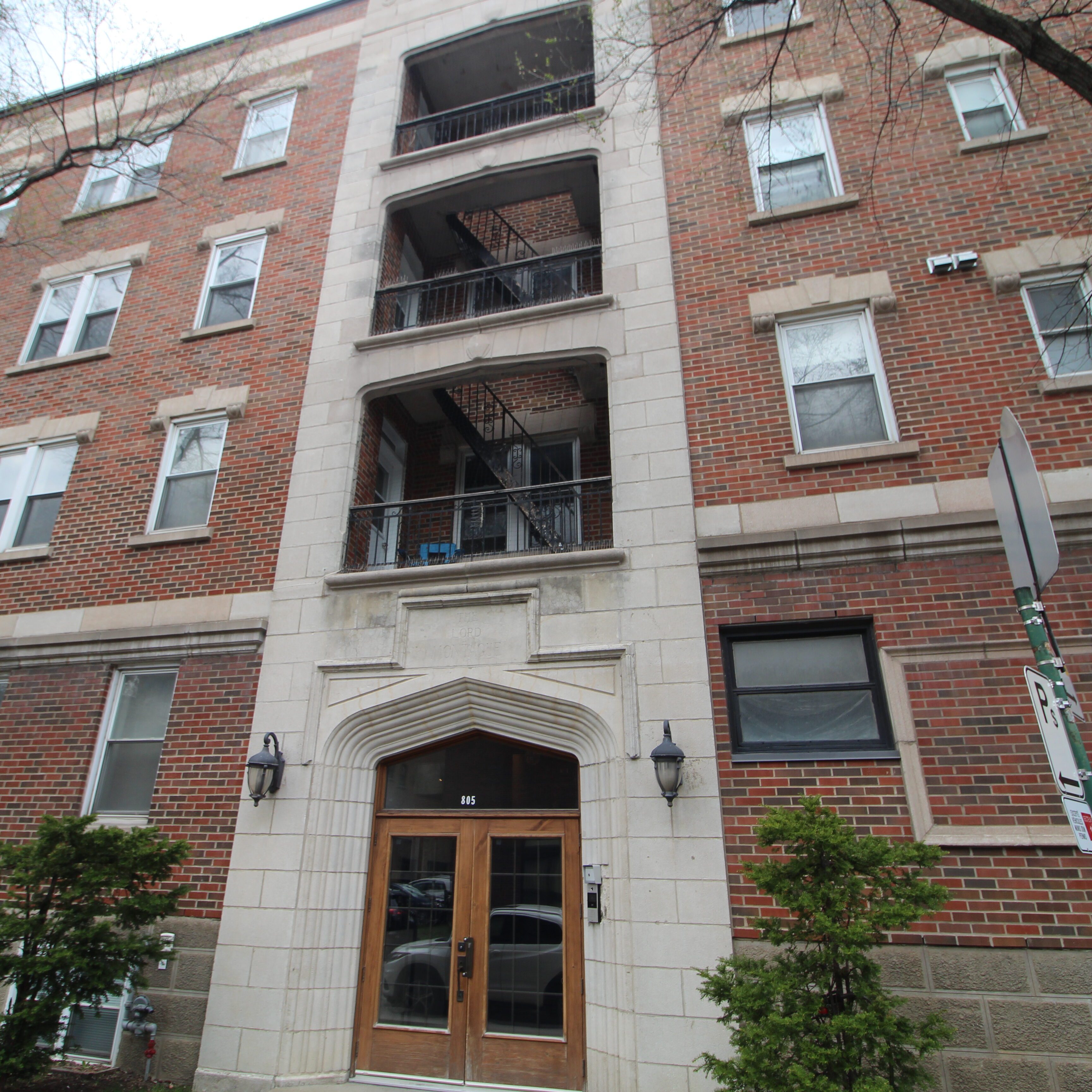 805 Avenue McEachran #7