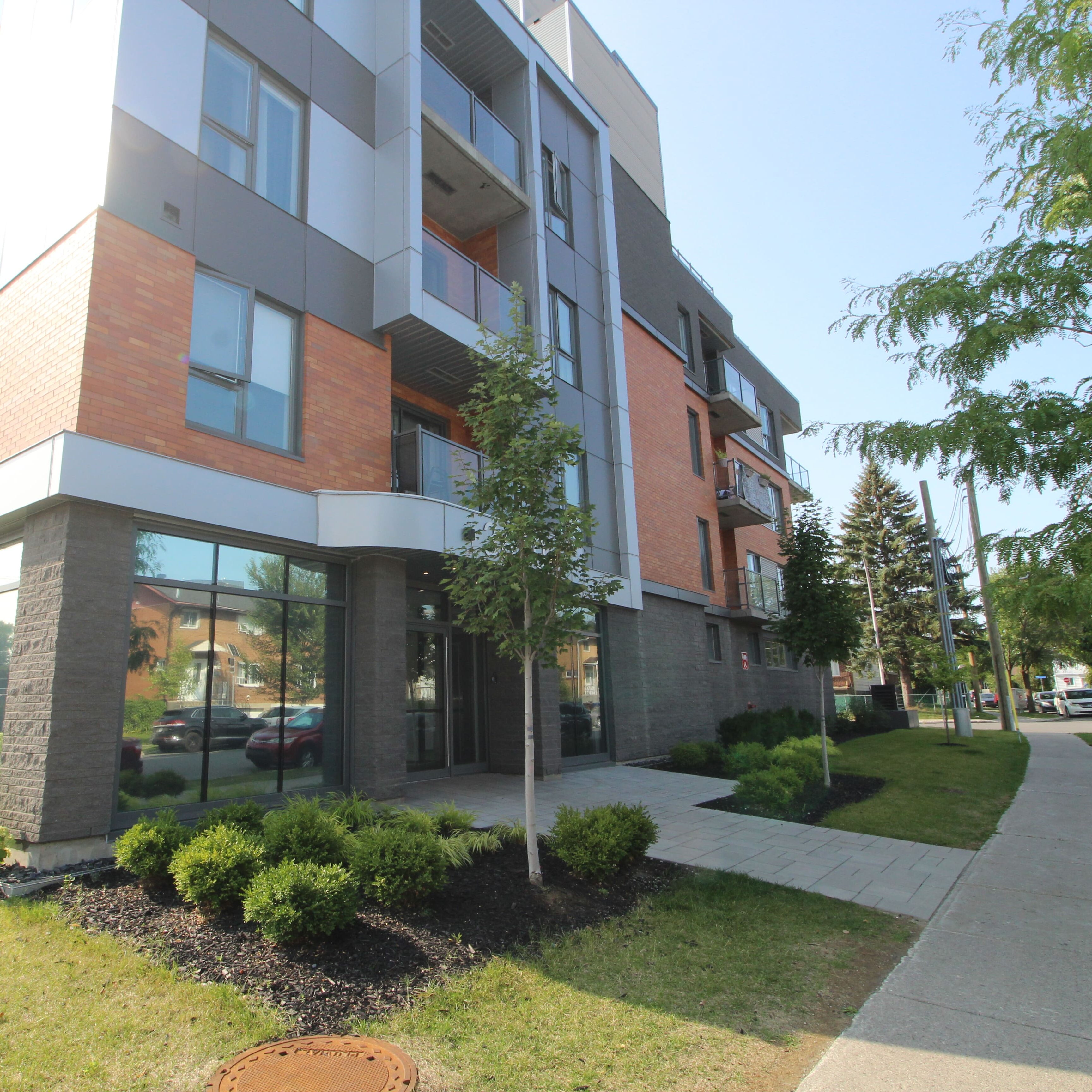 3650 Boulevard Perron