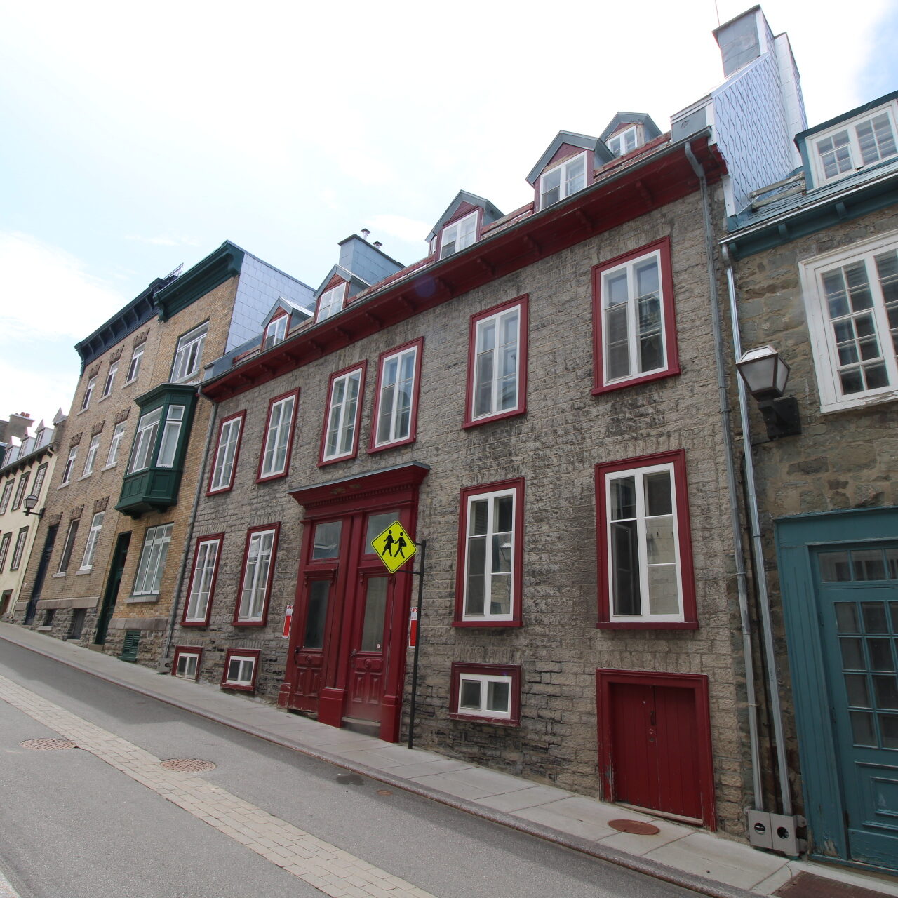 10 Rue Sainte-Famille #2