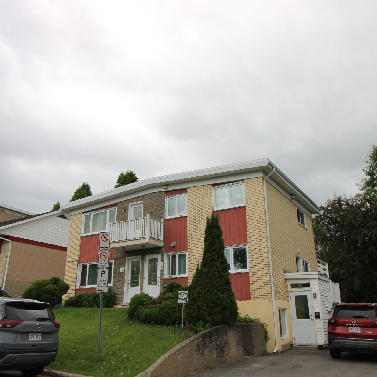 782 Avenue du Chanoine-Scott #B