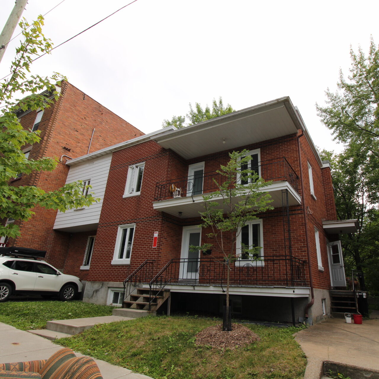752 Avenue Marguerite-Bourgeoys #B 752 Avenue Marguerite-Bourgeoys #B