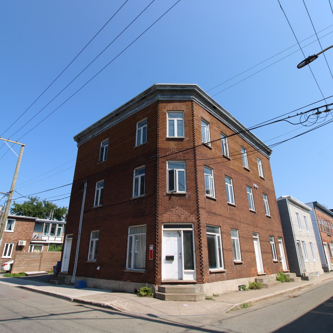 596 rue Kirouac #4