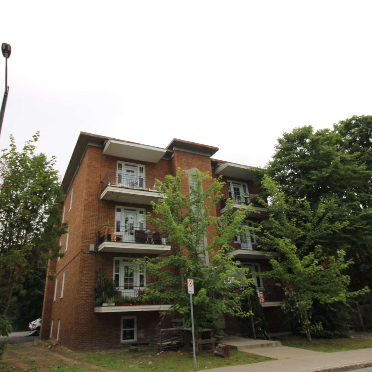 955 Avenue Marguerite-Bourgeoys #4